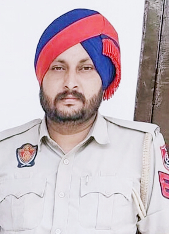 Death of a policeman due to accidental firing